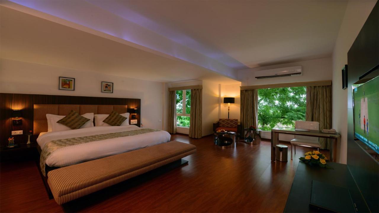 Top3 Lords Resort Bhavnagar Exterior photo